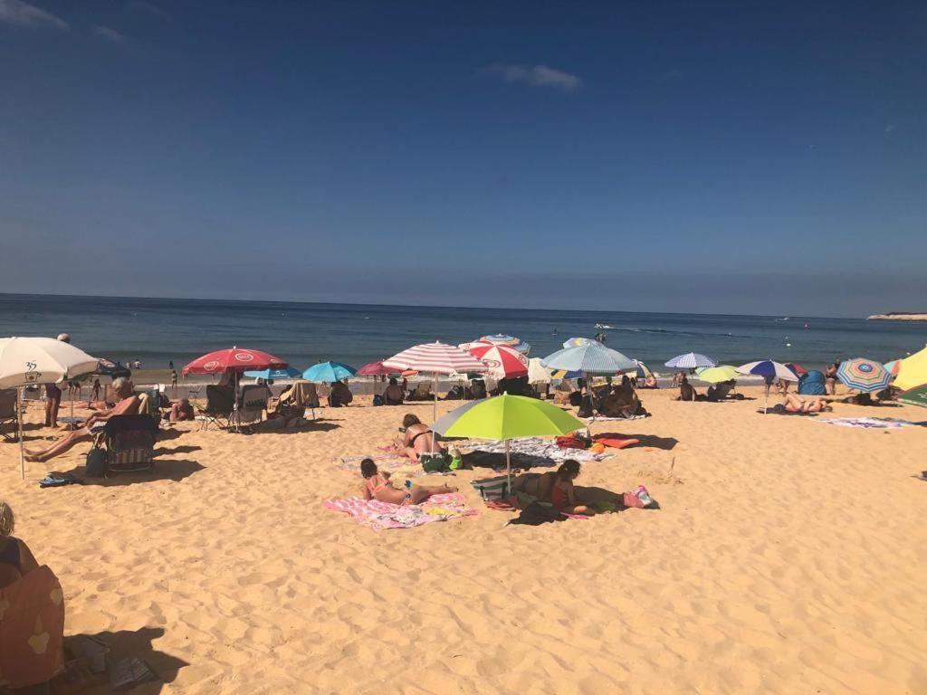 Luxury Two Br Pool View Beach Side Apartment At Algarve'S Longest Beach อาร์มาซอง เด เปรา ภายนอก รูปภาพ