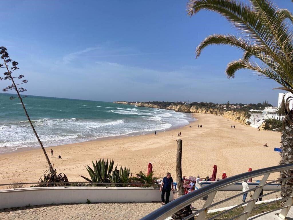Luxury Two Br Pool View Beach Side Apartment At Algarve'S Longest Beach อาร์มาซอง เด เปรา ภายนอก รูปภาพ