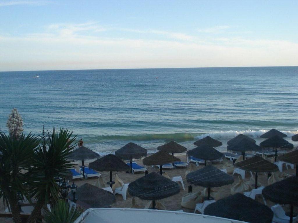 Luxury Two Br Pool View Beach Side Apartment At Algarve'S Longest Beach อาร์มาซอง เด เปรา ภายนอก รูปภาพ