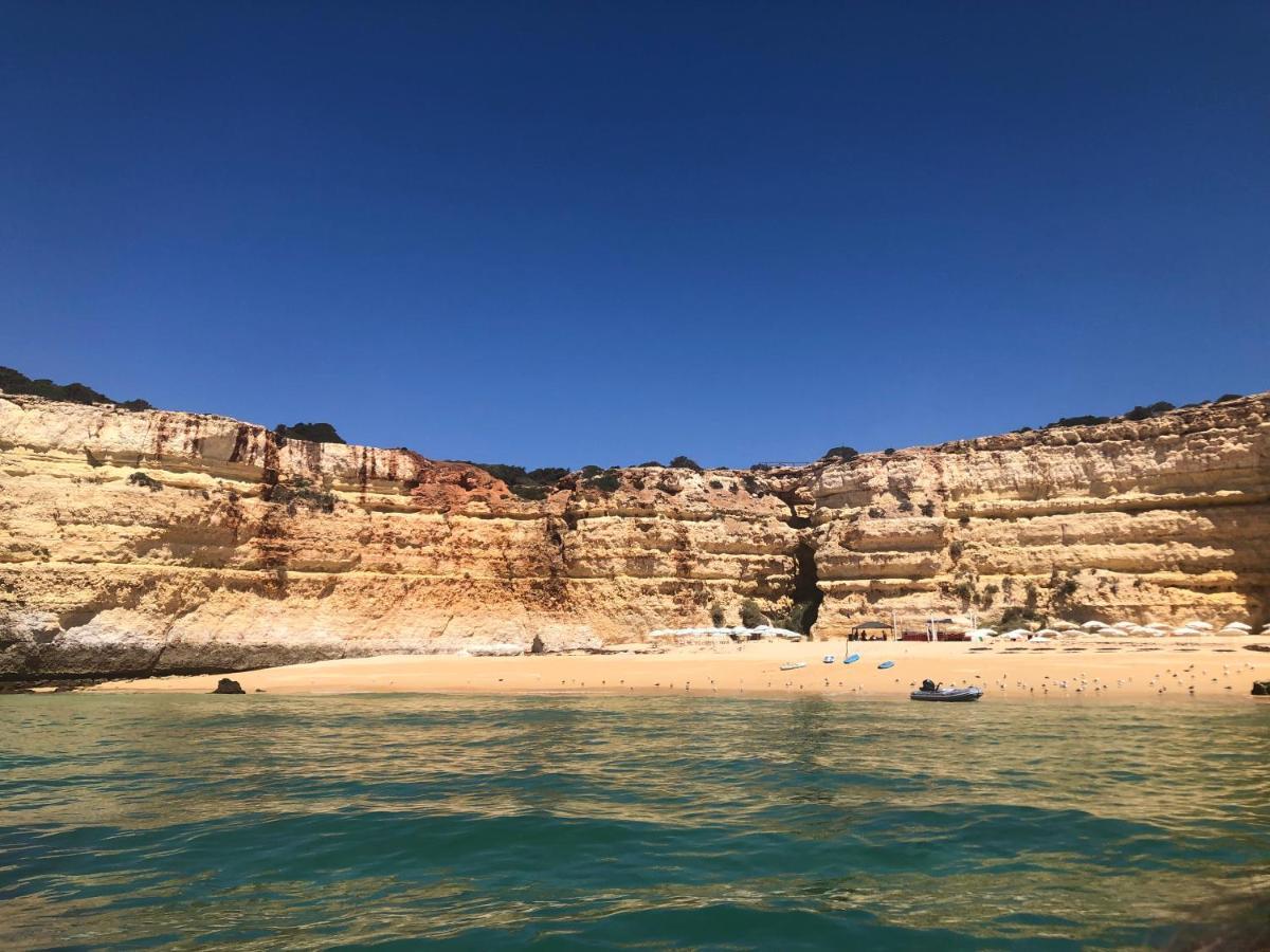 Luxury Two Br Pool View Beach Side Apartment At Algarve'S Longest Beach อาร์มาซอง เด เปรา ภายนอก รูปภาพ